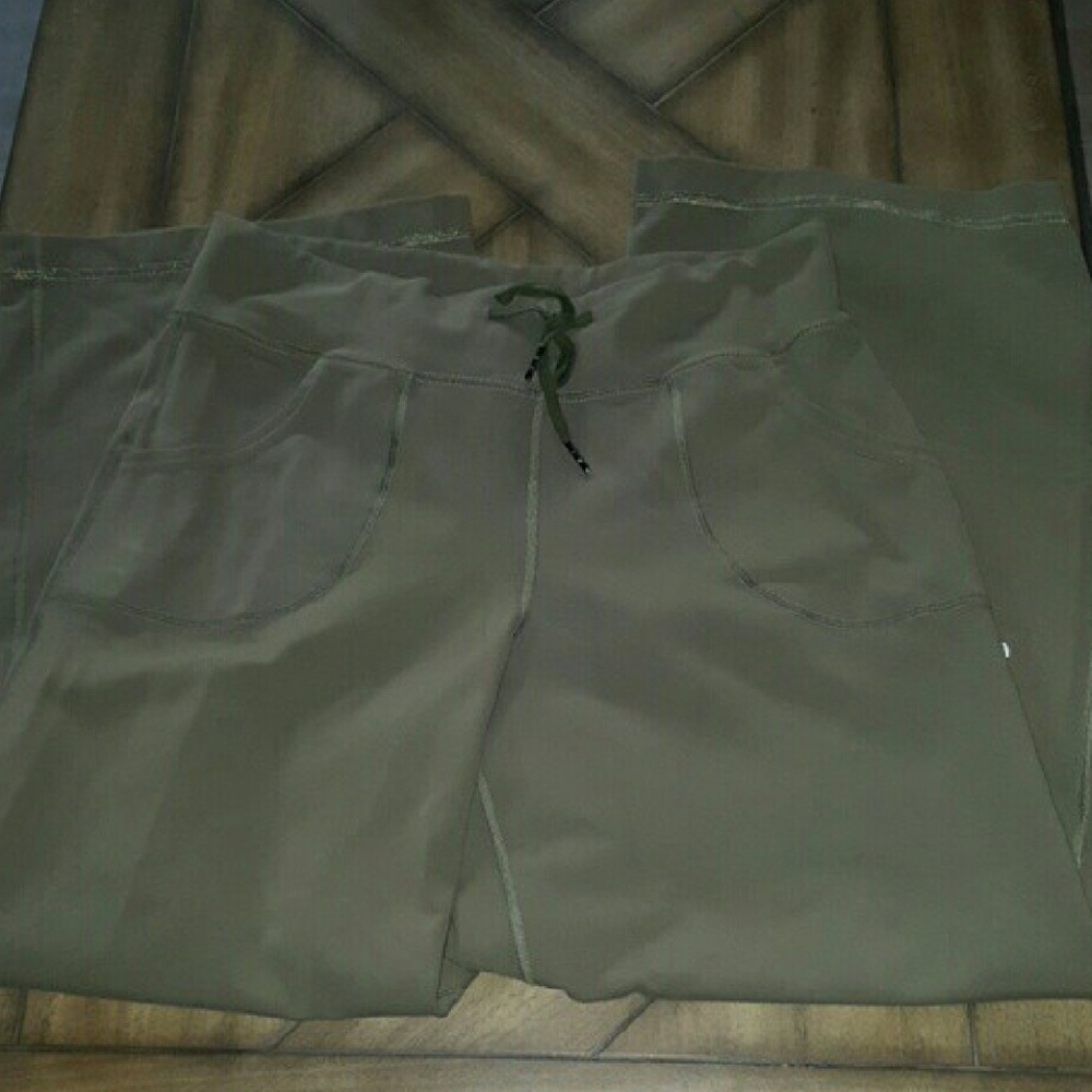 Lululemon Still Pant